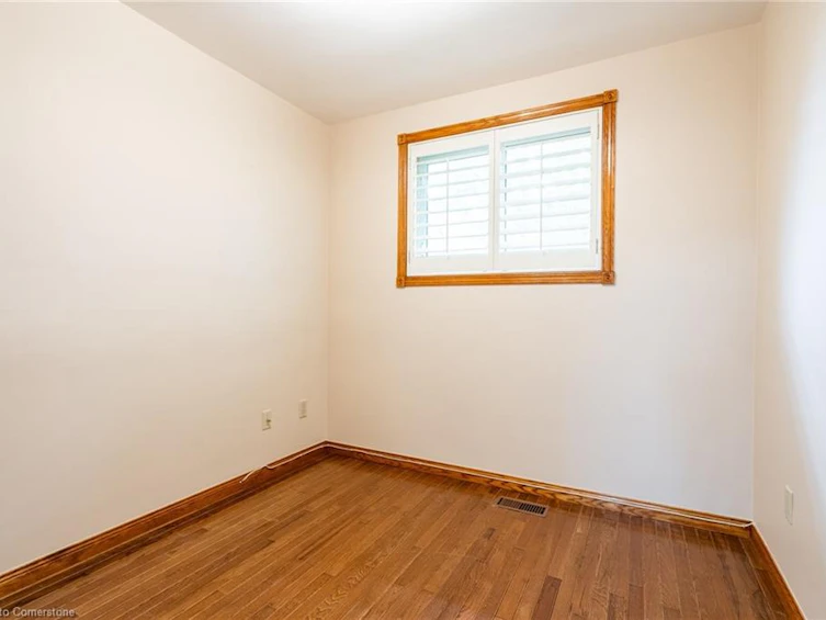 10 Dorothy Street, Hamilton, ON, L9A 3N8 - 27