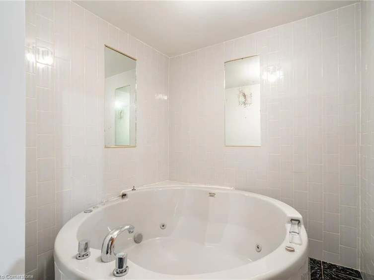 10 Dorothy Street, Hamilton, ON, L9A 3N8 - 32