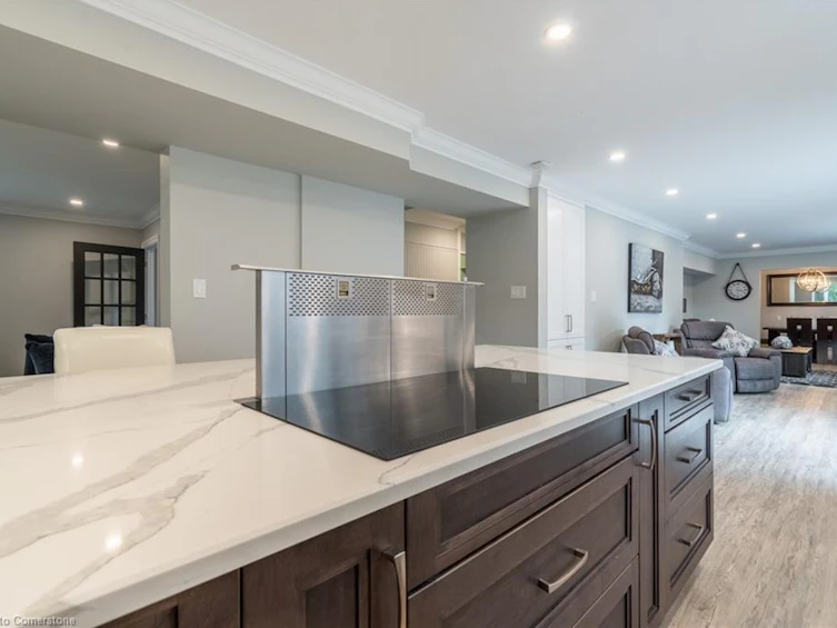 16 Noble Kirk Drive, Hamilton, ON, L8B 0Z2 - 16