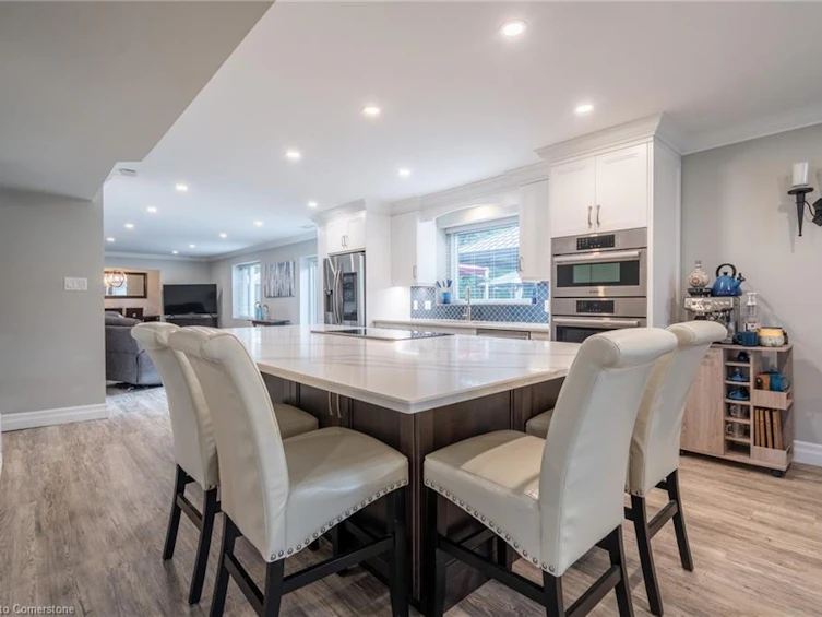 16 Noble Kirk Drive, Hamilton, ON, L8B 0Z2 - 12