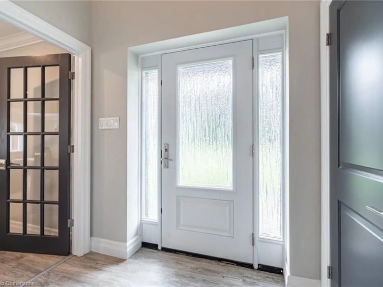 16 Noble Kirk Drive, Hamilton, ON, L8B 0Z2 - 7