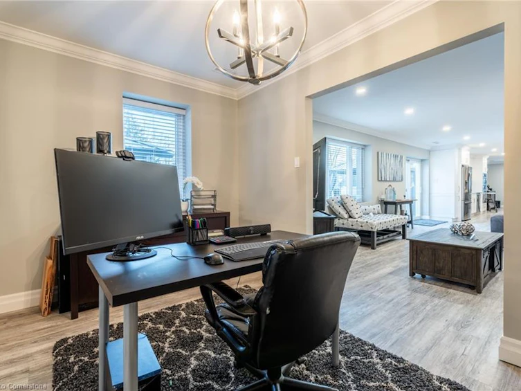 16 Noble Kirk Drive, Hamilton, ON, L8B 0Z2 - 18