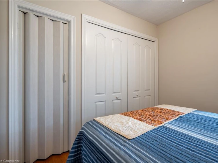 19 Graham Avenue N, Hamilton, ON, L8H 4J6 - 14