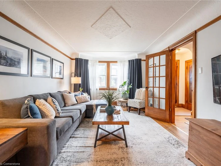 305 Wexford Avenue S, Hamilton, ON, L8K 2P4 - 6