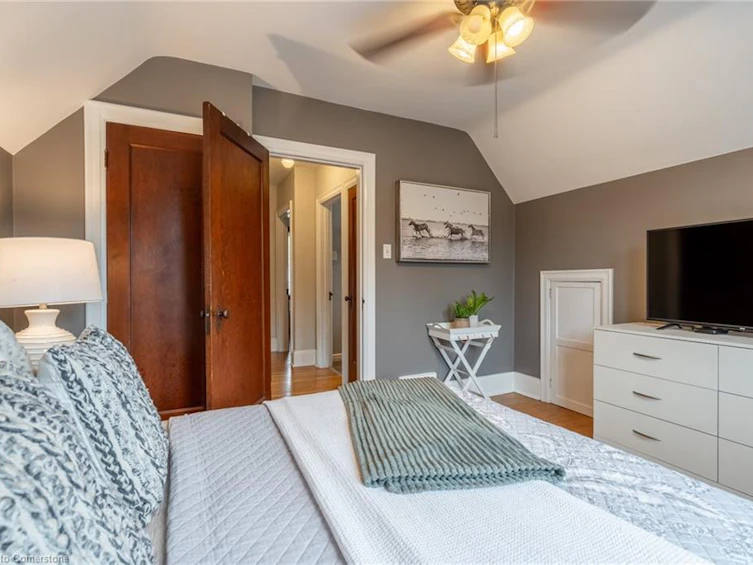 305 Wexford Avenue S, Hamilton, ON, L8K 2P4 - 16