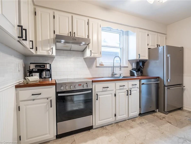305 Wexford Avenue S, Hamilton, ON, L8K 2P4 - 10
