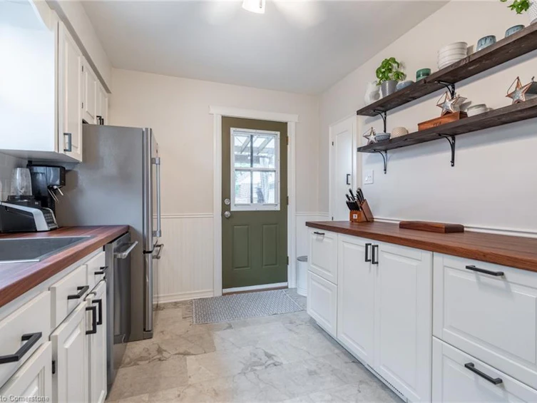 305 Wexford Avenue S, Hamilton, ON, L8K 2P4 - 11