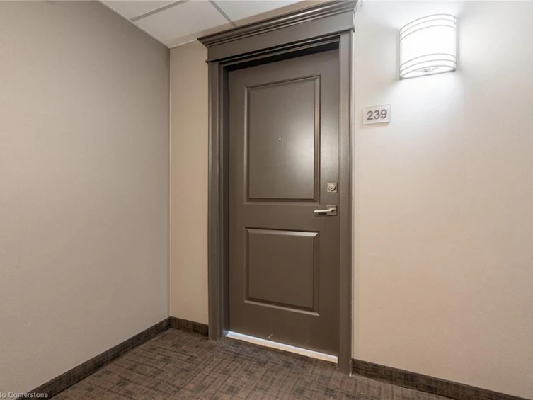239-5010 Corporate Drive, Burlington, ON, L7L 0H6 - 5