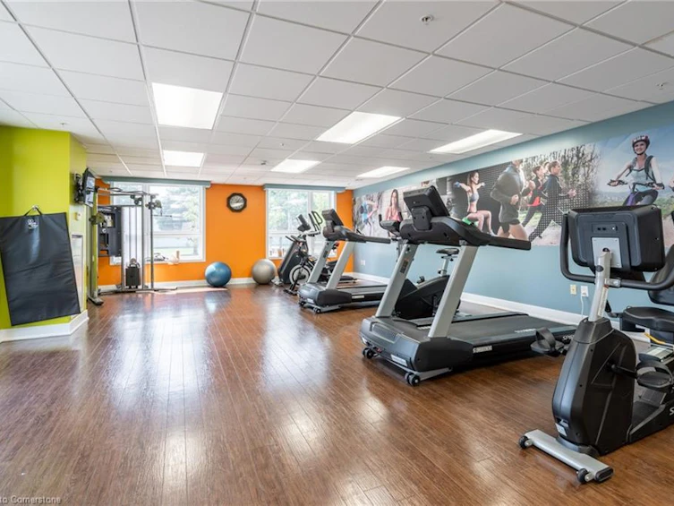239-5010 Corporate Drive, Burlington, ON, L7L 0H6 - 31