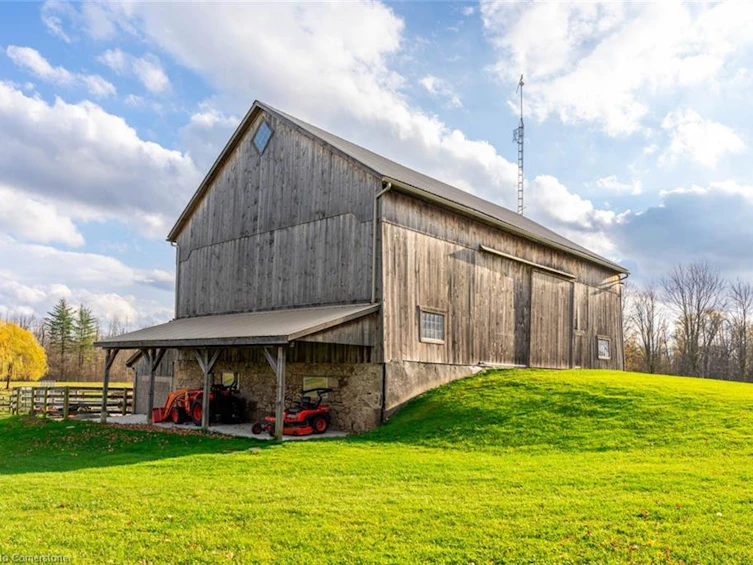 1068 Wyatt Road, Hamilton, ON, L8B 1A3 - 32