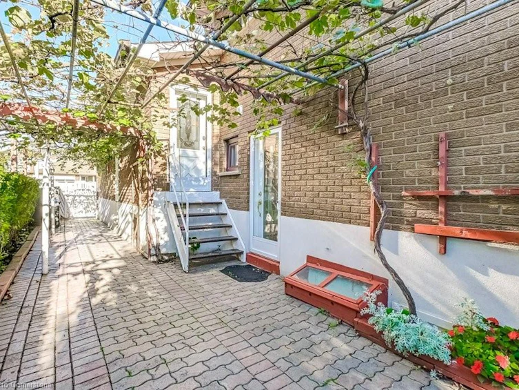 7512 Middleshire Drive, Mississauga, ON, L4T 3S2 - 39