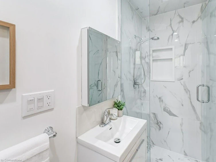 7512 Middleshire Drive, Mississauga, ON, L4T 3S2 - 25