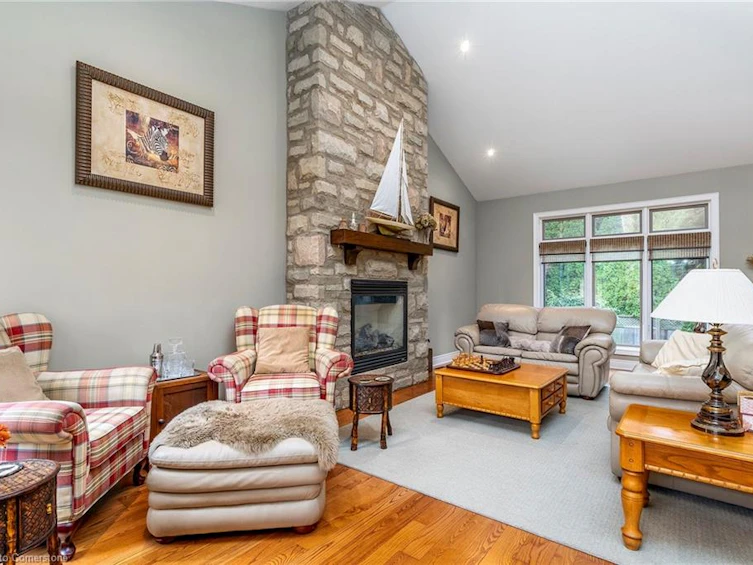 5 Xavier Court, St. Catharines, ON, L2N 7T4 - 4