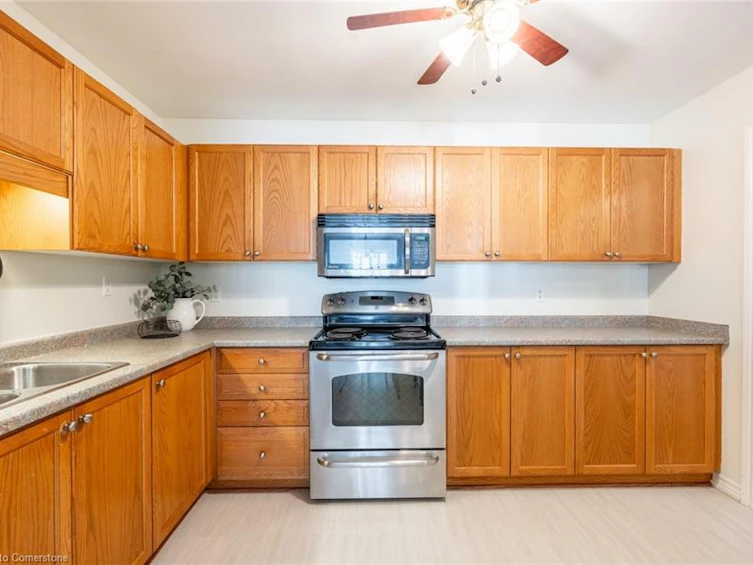 11-222 Fellowes Crescent, Hamilton, ON, L8B 0R1 - 10
