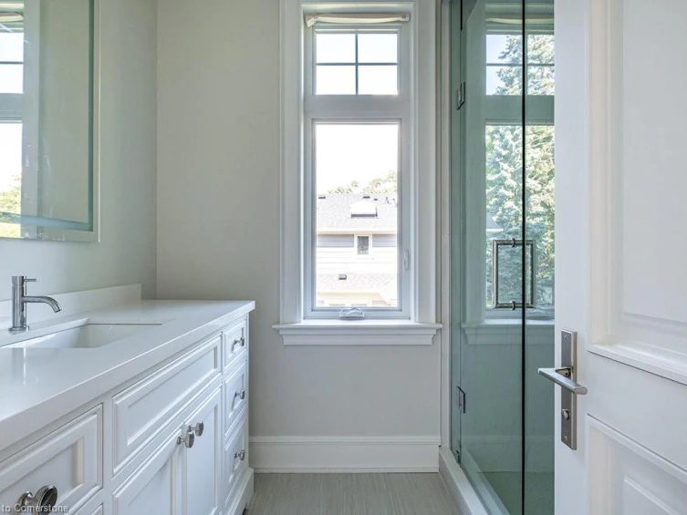 620 King Road, Burlington, ON, L7T 3K4 - 45