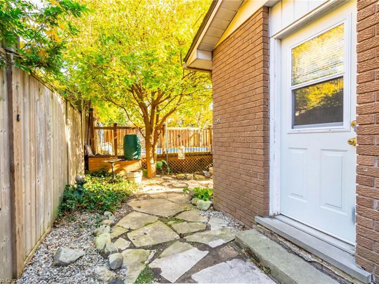 93 Turnbull Road, Hamilton, ON, L9H 5R8 - 35