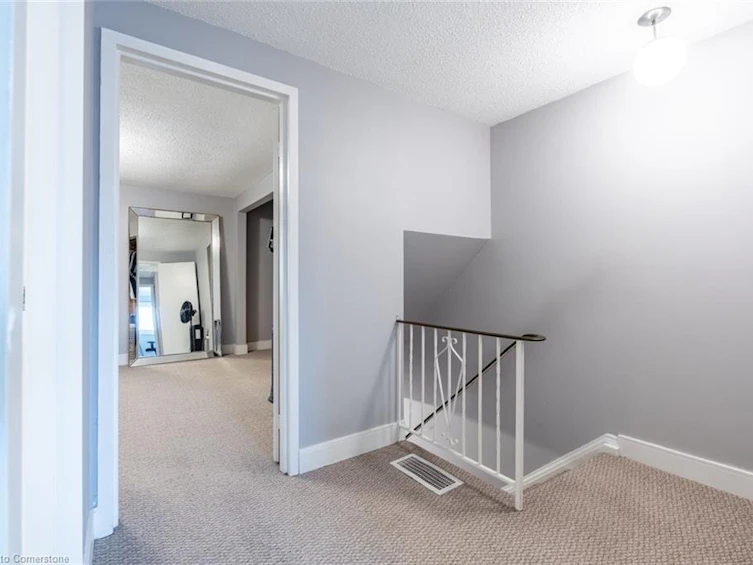 46-33 Rochelle Avenue, Hamilton, ON, L8W 1P9 - 18