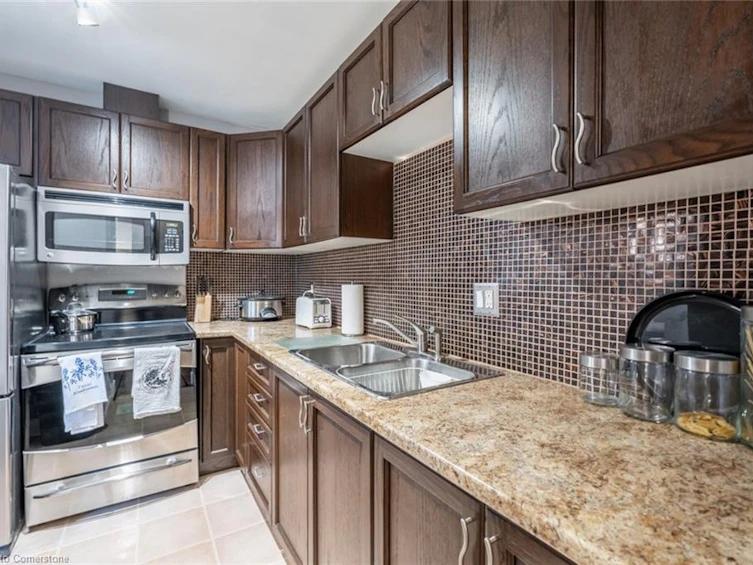 46-33 Rochelle Avenue, Hamilton, ON, L8W 1P9 - 15