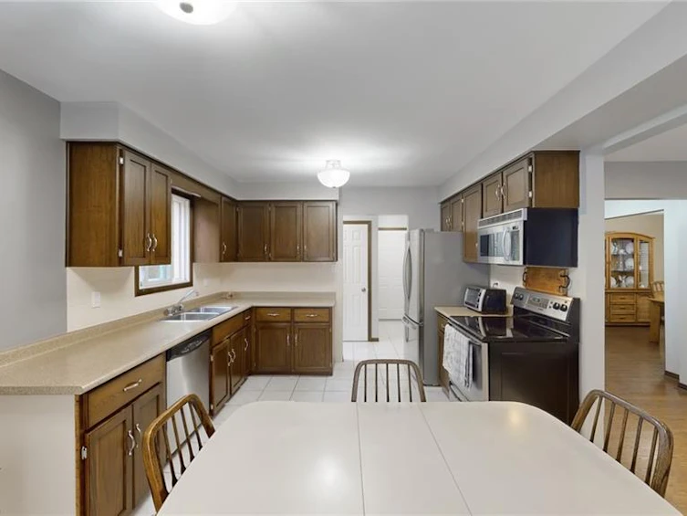 6 Princip Street, Hamilton, ON, L8W 2M3 - 7