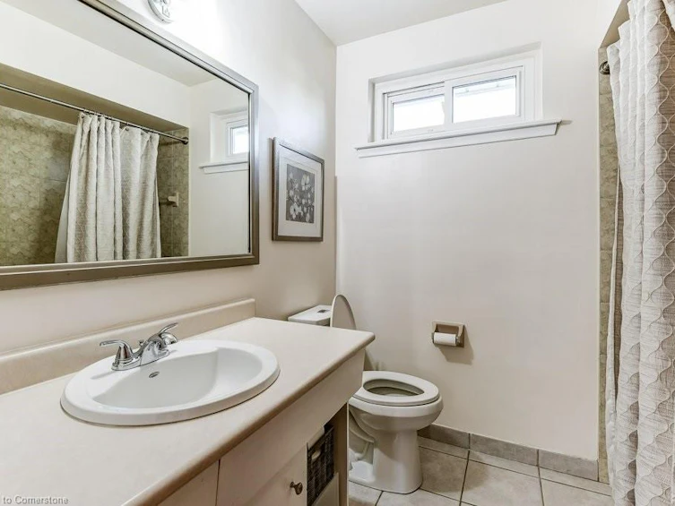 3268 Marlene Court, Mississauga, ON, L4X 2N5 - 20