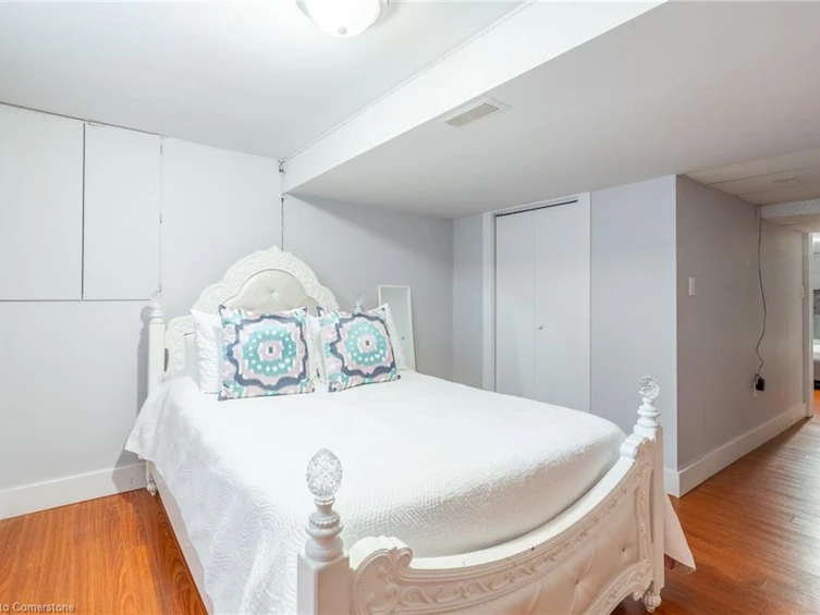 1 King William Street, Brant, ON, N0E 1N0 - 23