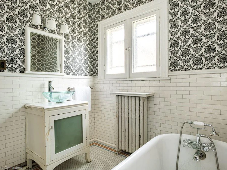 30 South Street W, Hamilton, ON, L9H 4C5 - 43