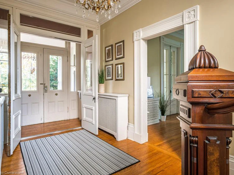 30 South Street W, Hamilton, ON, L9H 4C5 - 9