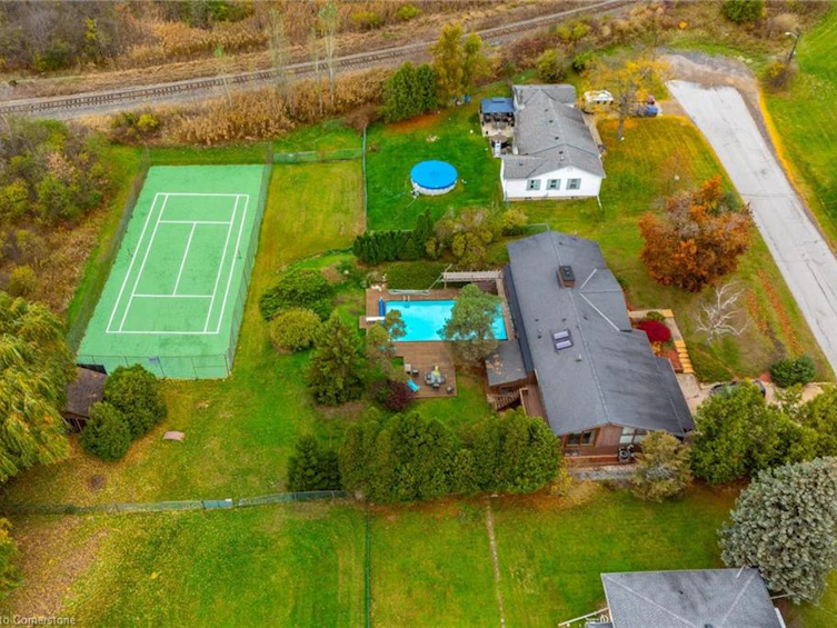 60 Atkinson Boulevard, Hamilton, ON, L9H 7A7 - 48