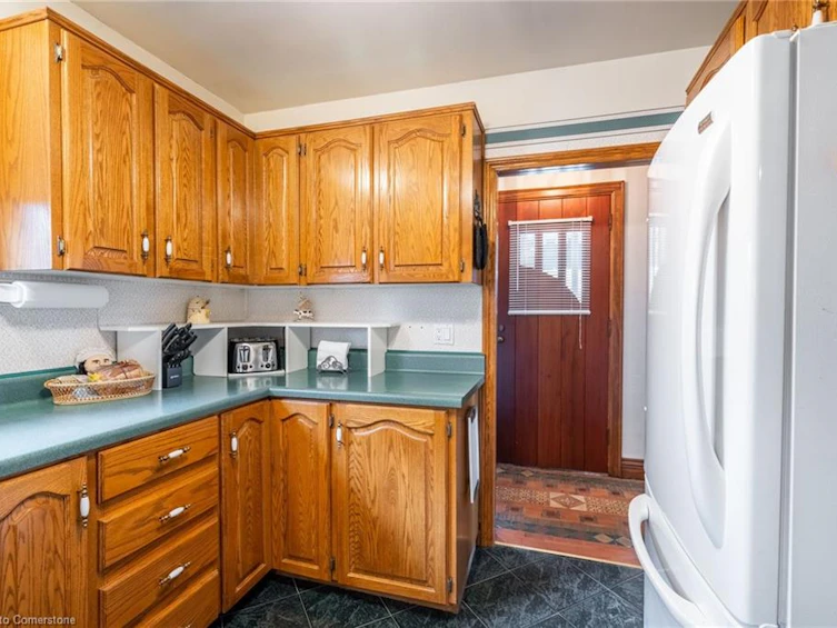 11 Wesanford Place, Hamilton, ON, L8P 1N5 - 11
