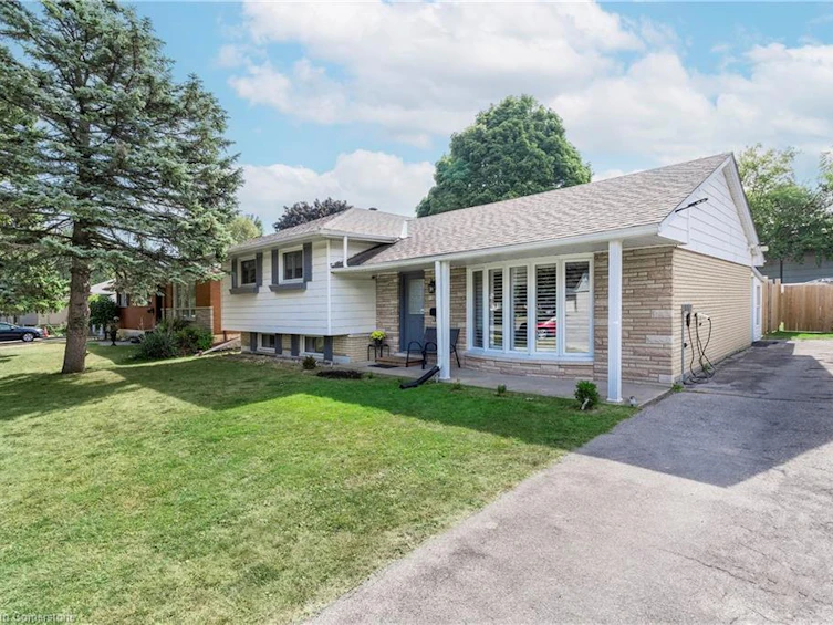 120 Pusey Boulevard, Brantford, ON, N3R 2S5 - 2