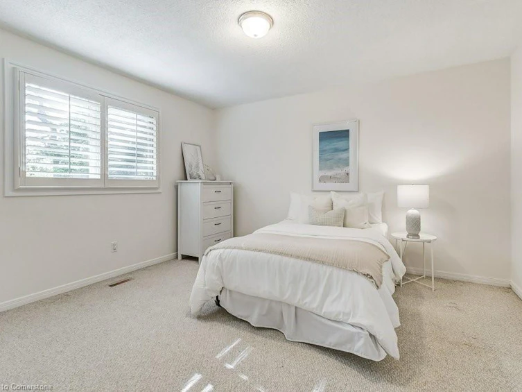 817 Damien Way, Mississauga, ON, L5C 3C3 - 23