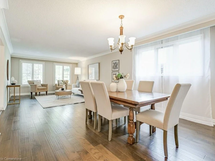817 Damien Way, Mississauga, ON, L5C 3C3 - 9