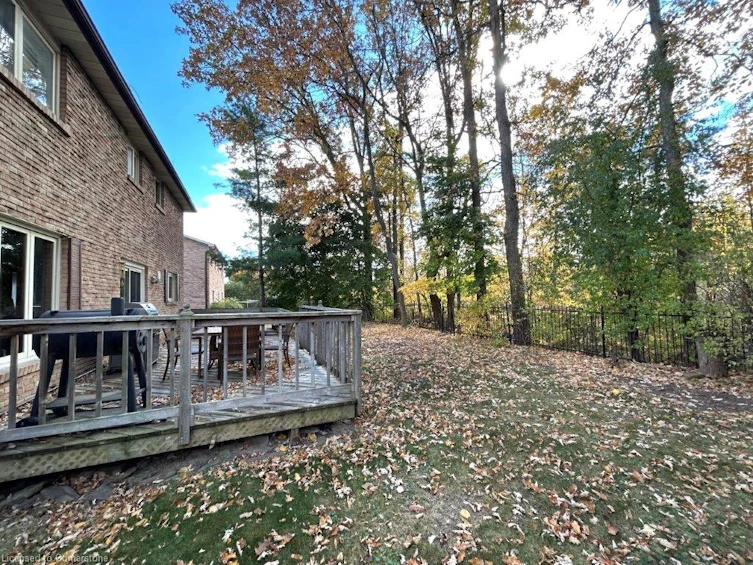817 Damien Way, Mississauga, ON, L5C 3C3 - 35