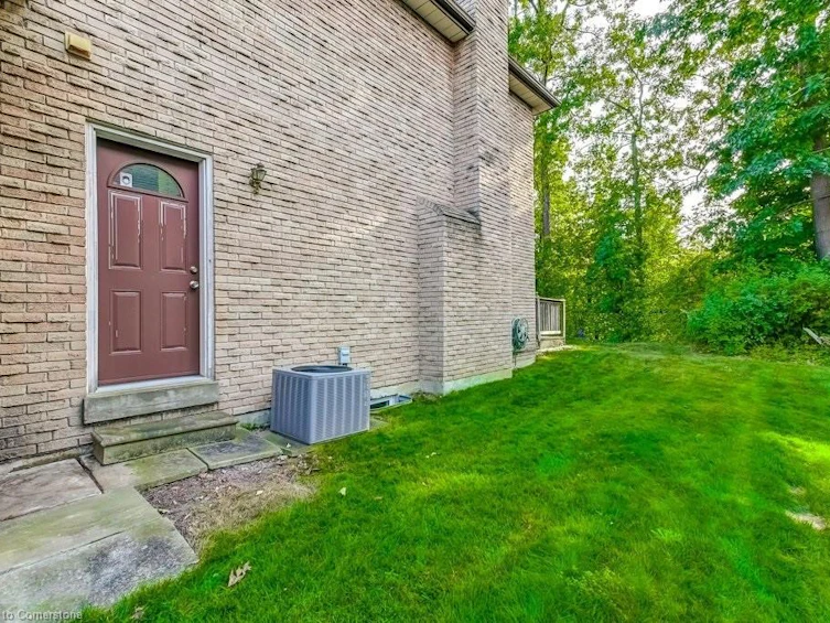 817 Damien Way, Mississauga, ON, L5C 3C3 - 29