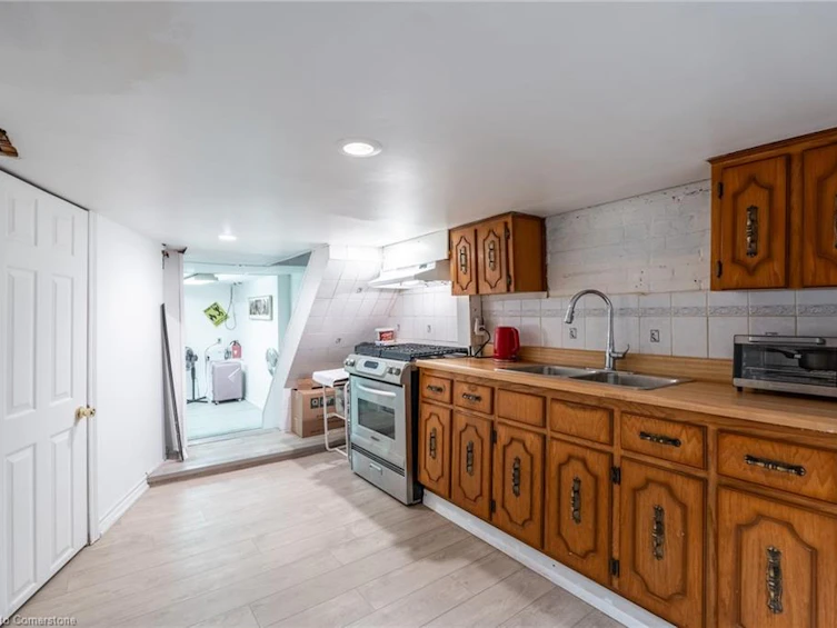 50 1/2 Clyde Street, Hamilton, ON, L8L 5R4 - 28