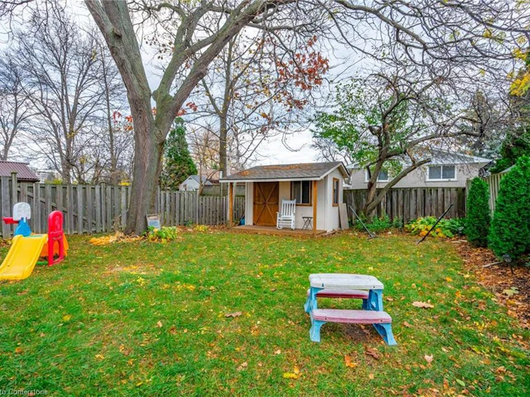 38 Golden Orchard Drive, Hamilton, ON, L9C 6J5 - 32