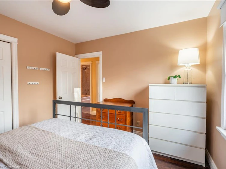 702 Seventh Avenue, Hamilton, ON, L8T 1V1 - 13