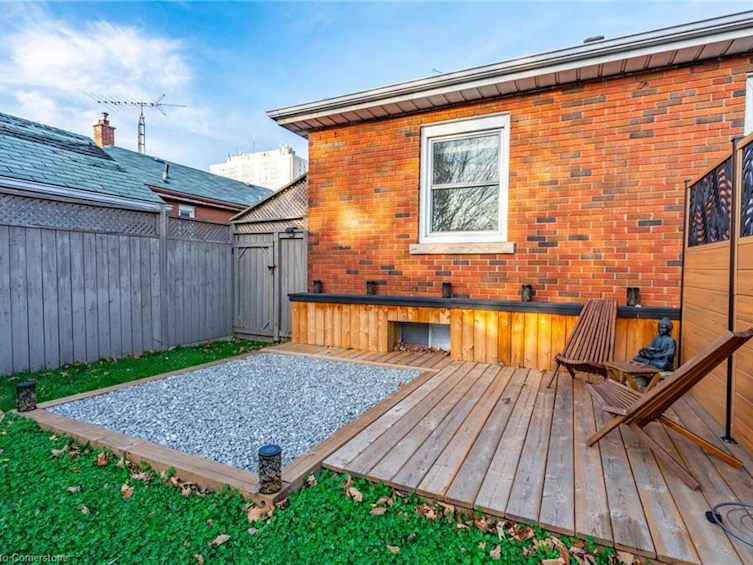 702 Seventh Avenue, Hamilton, ON, L8T 1V1 - 33