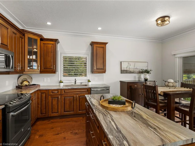 10 Brown Street S, Minto, ON, N0G 1M0 - 10