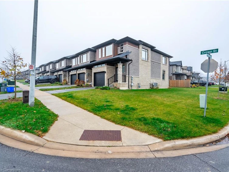 4012 Crown Street, Lincoln, ON, L3J 0S3 - 2