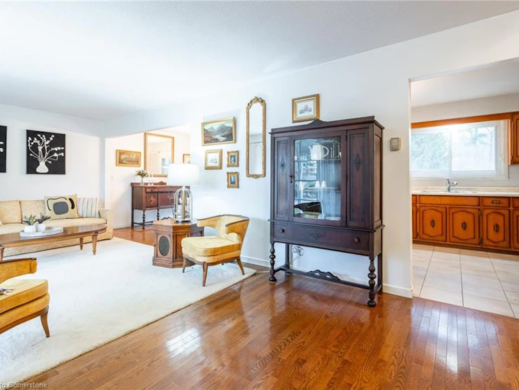 650 Nelson Street W, Norfolk County, ON, N0A 1N2 - 5