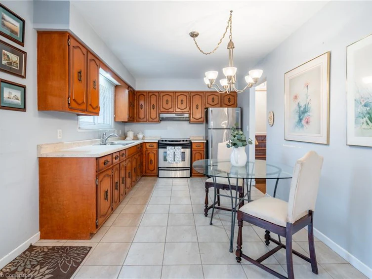 650 Nelson Street W, Norfolk County, ON, N0A 1N2 - 11