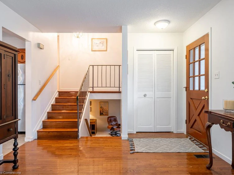650 Nelson Street W, Norfolk County, ON, N0A 1N2 - 4