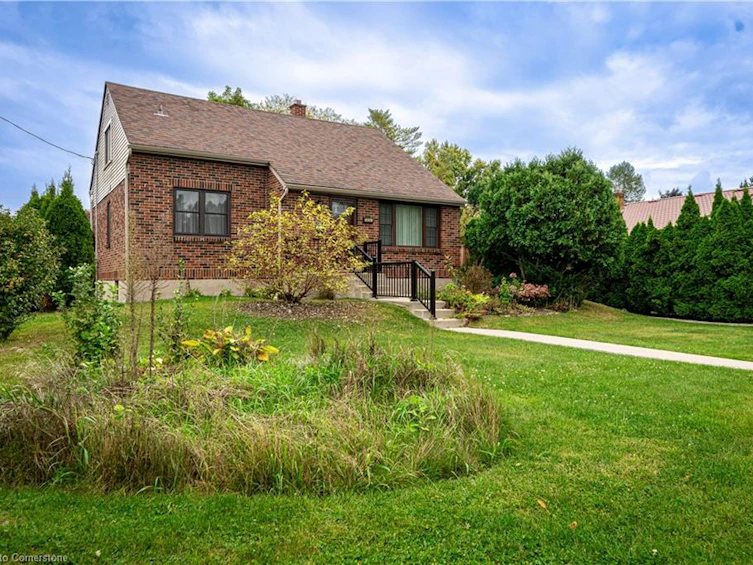 1454 Oakdale Street, London, ON, N5X 1J8