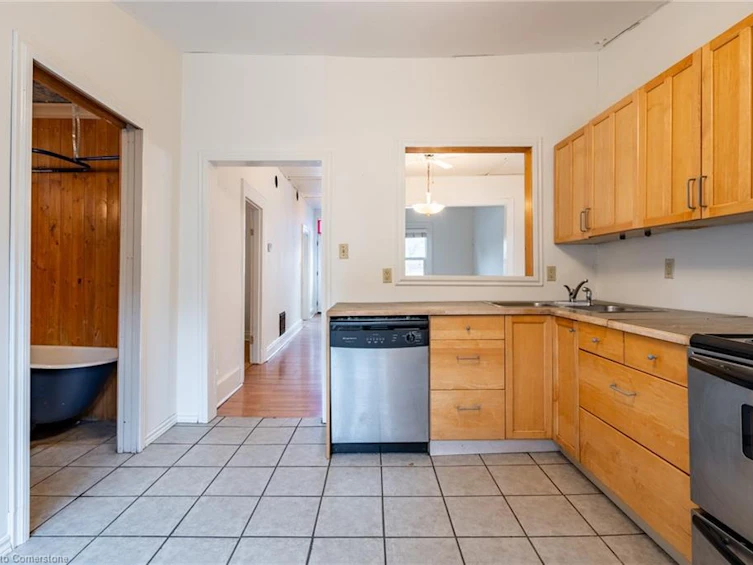 49 Jones Street, Hamilton, ON, L8R 1X9 - 11