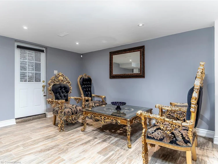 28 Stonegate Drive, Hamilton, ON, L9G 3R7 - 34
