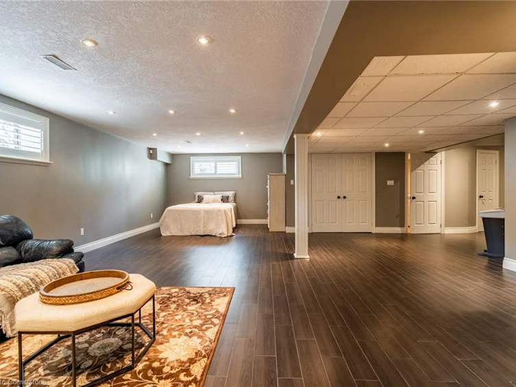 281 Brigadoon Drive, Hamilton, ON, L9C 0B6 - 33