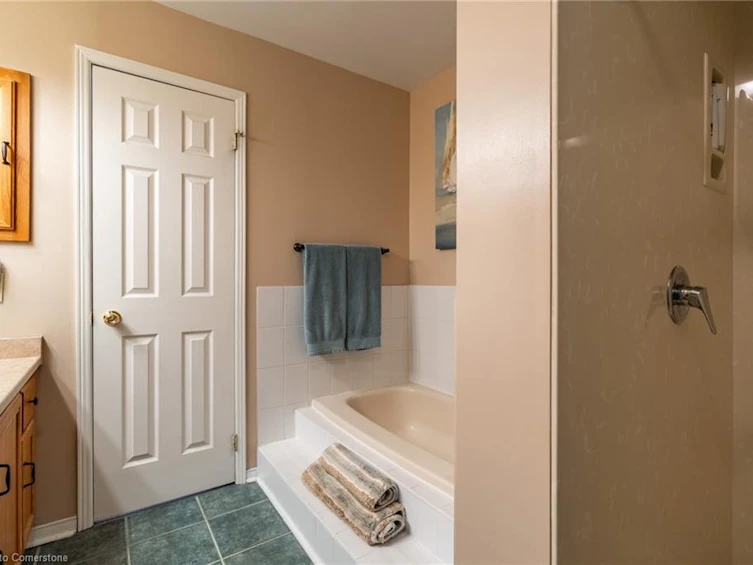 19-2155 Duncaster Drive, Burlington, ON, L7P 4R4 - 19