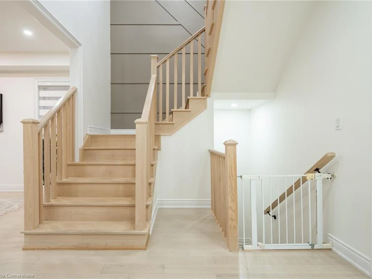 158 Agro Street, Hamilton, ON, L8B 1W8 - 19