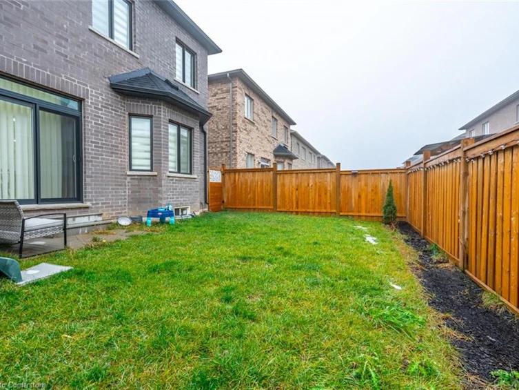 158 Agro Street, Hamilton, ON, L8B 1W8 - 39